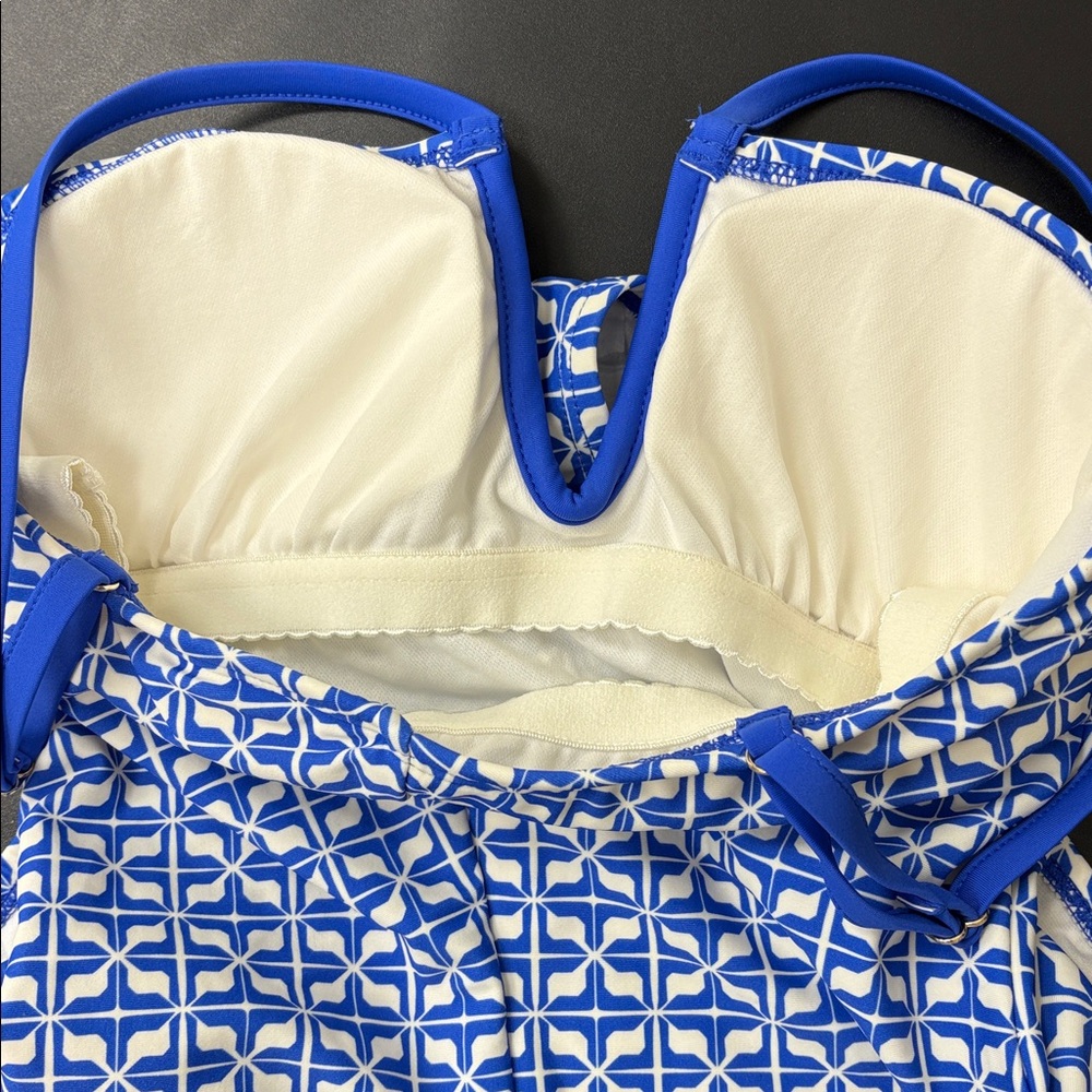 NWT Shade & Shore One Piece Swim Suit size Small (4-6) with full coverage bottom - Picture 5 of 7
